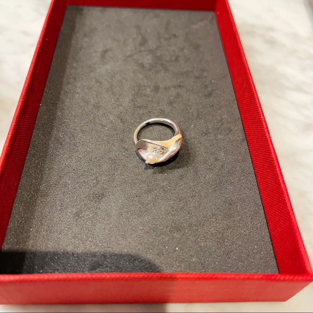 Pilgrim Callalily Flower Ring